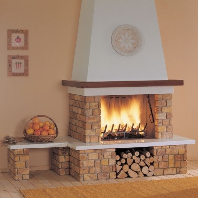 Каминная облицовка Palazzetti Cordoba, с банкетой, под Mbl 78 front Каминная облицовка Palazzetti Cordoba, с банкетой, под Mbl 78 front