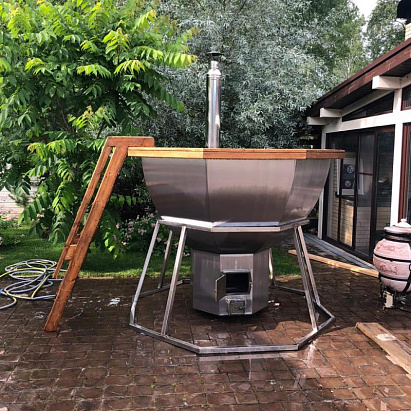 Банный чан 8 граней на подставке с печью