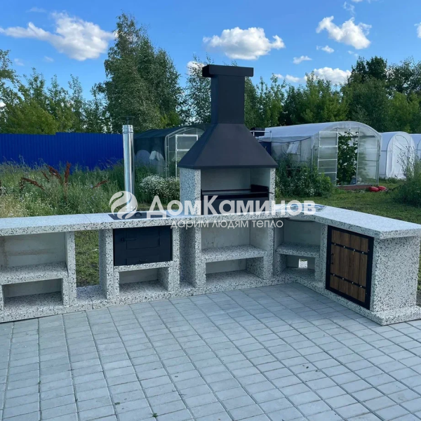 Уличная барбекю зона из натурального камня. КП Алые Паруса