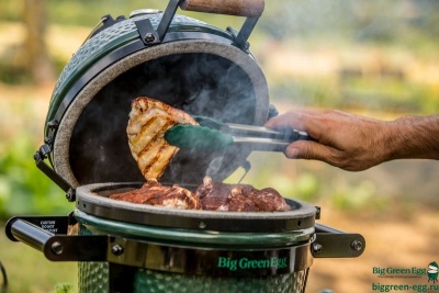 Керамический гриль Big Green Egg Mini
